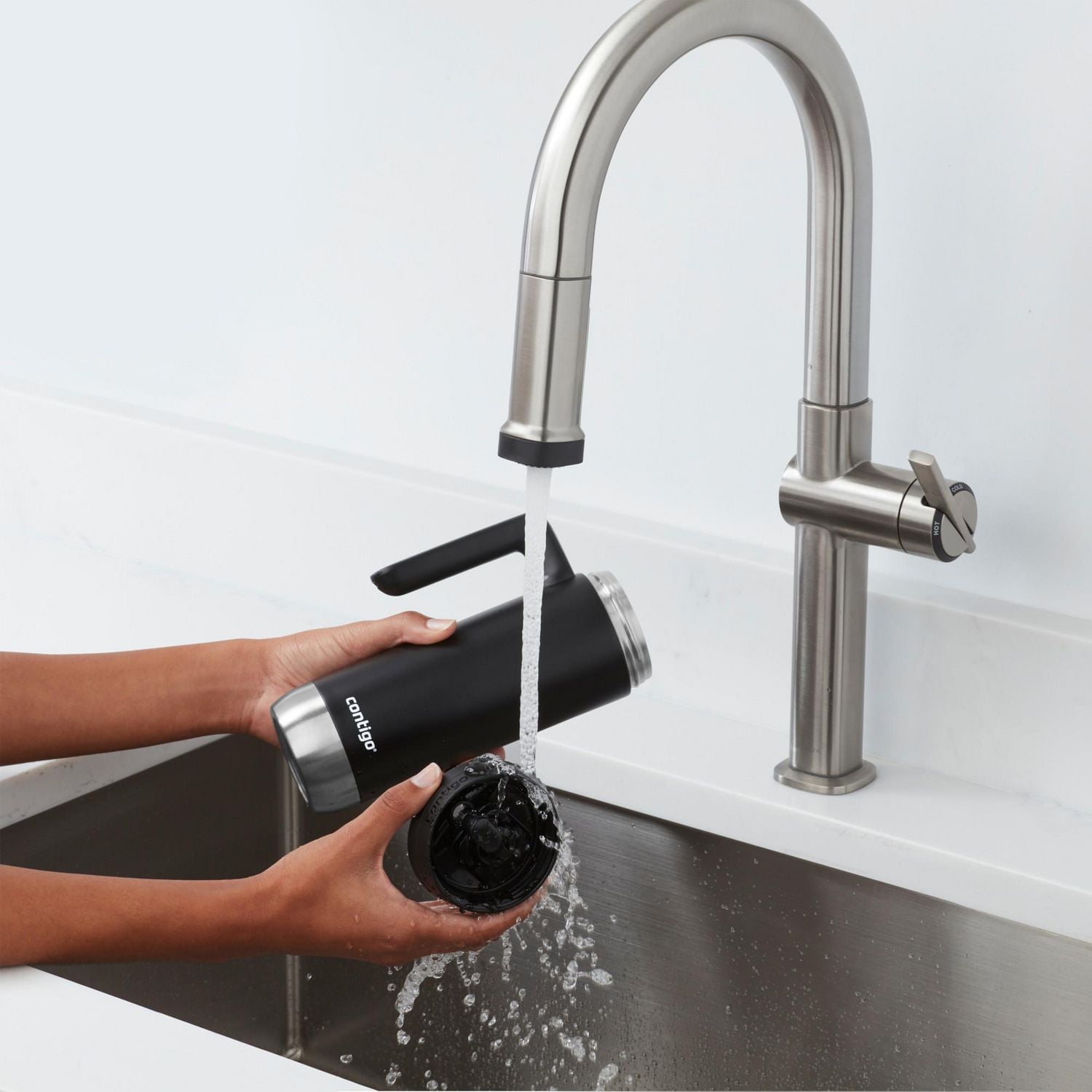 Contigo Superior 2.0 Stainless Steel Vacuum-Insulated Travel Mug, Licorice, 20 oz (591 mL)