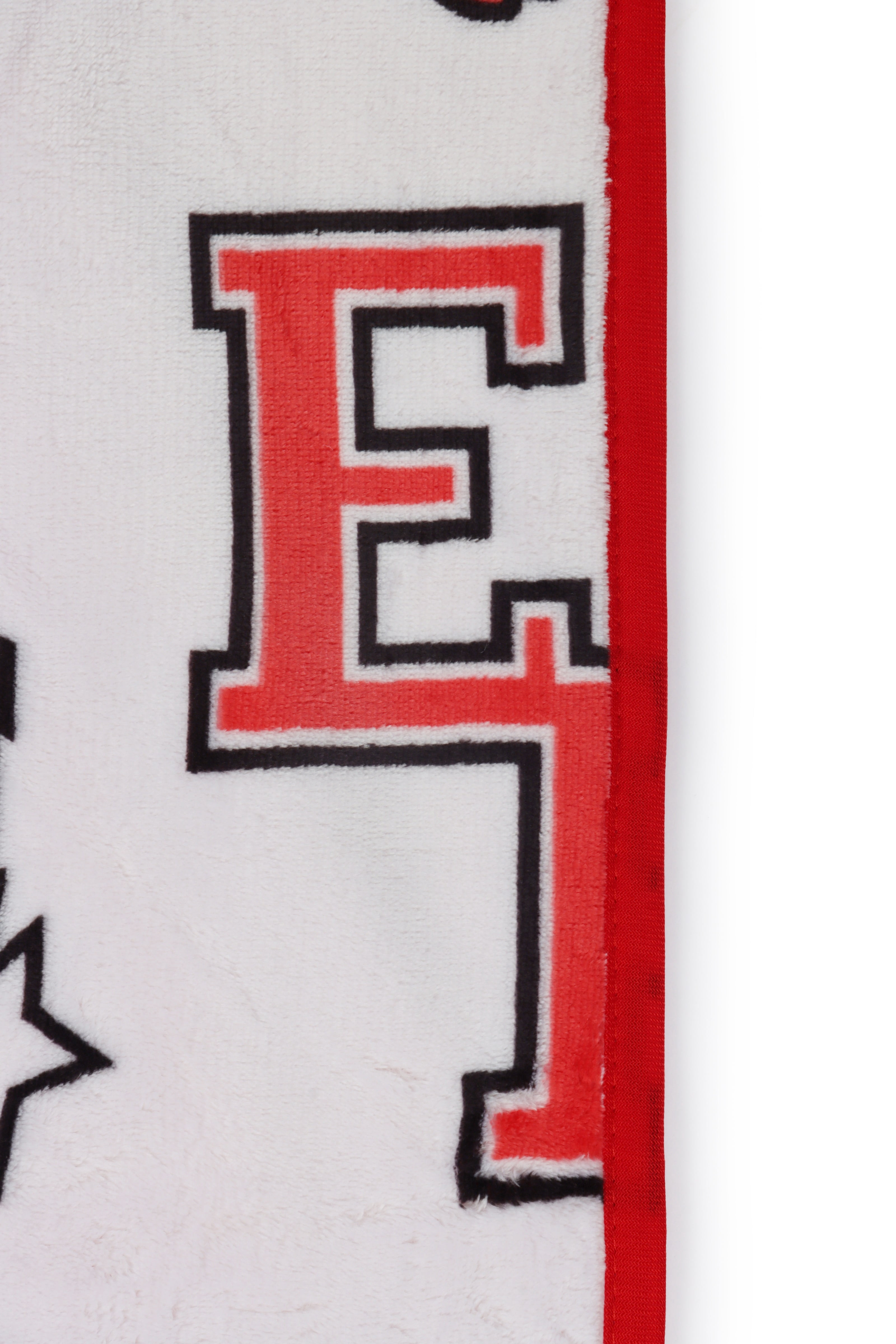 Disney High School Musical East High Ball Kids Throw Blanket, Polyester Silk Touch, Red & Black, 50" x 70"