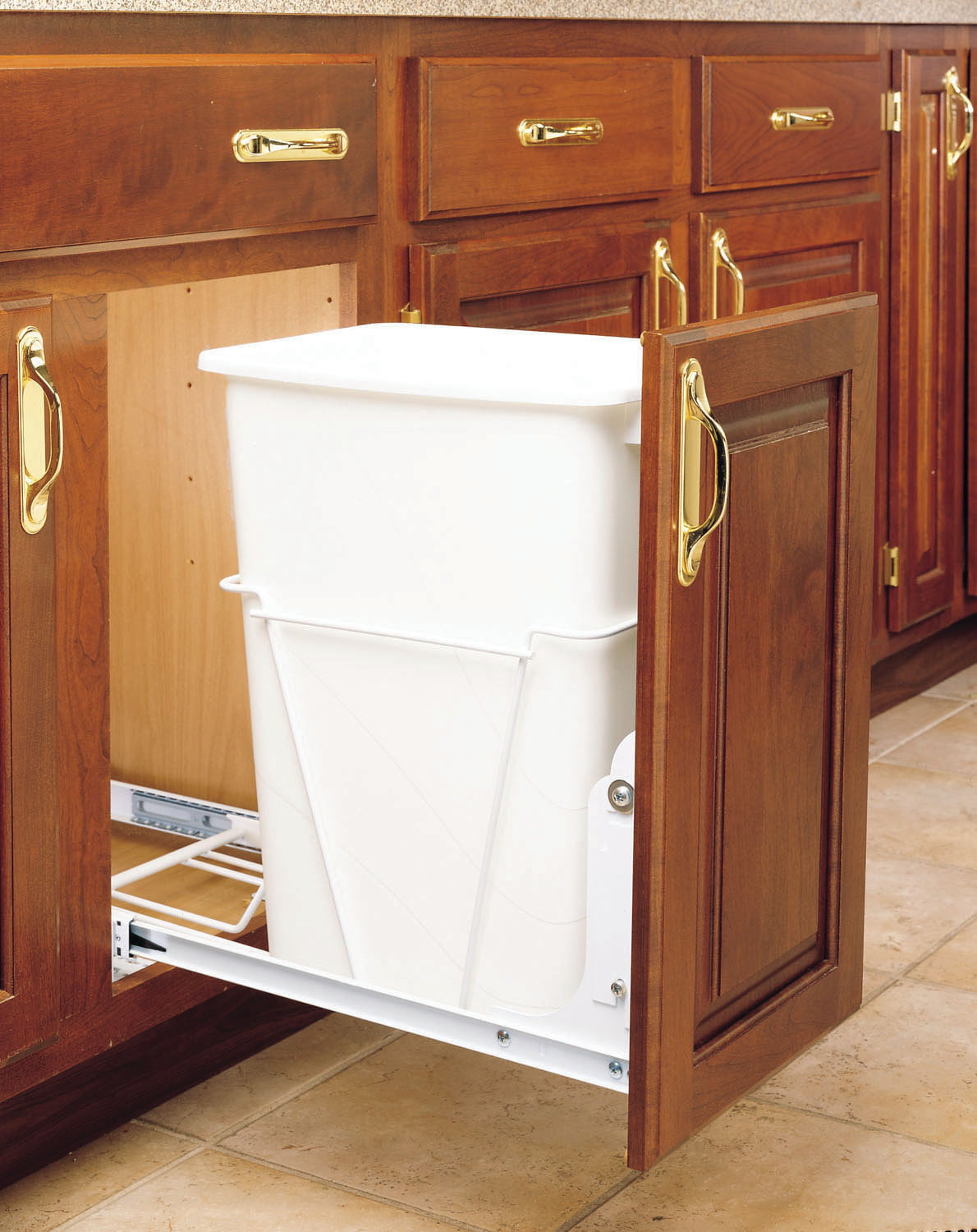 RV-814PB Pull-Out White Waste Container with Frame Rev-A-Shelf Single 20 Qt 