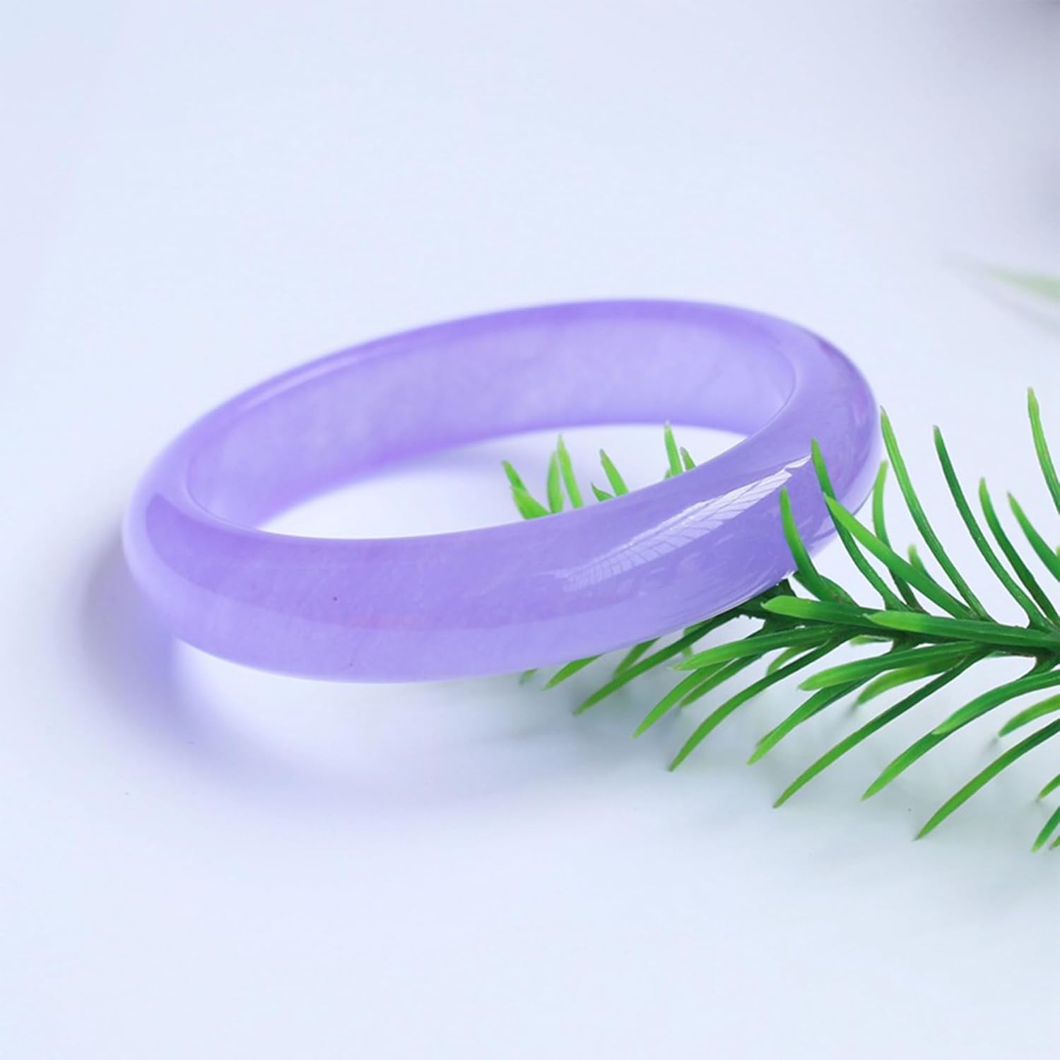 Yardley London Bangle Jade Bracelet with 1 x Jade Bangle Bracelet, Purple