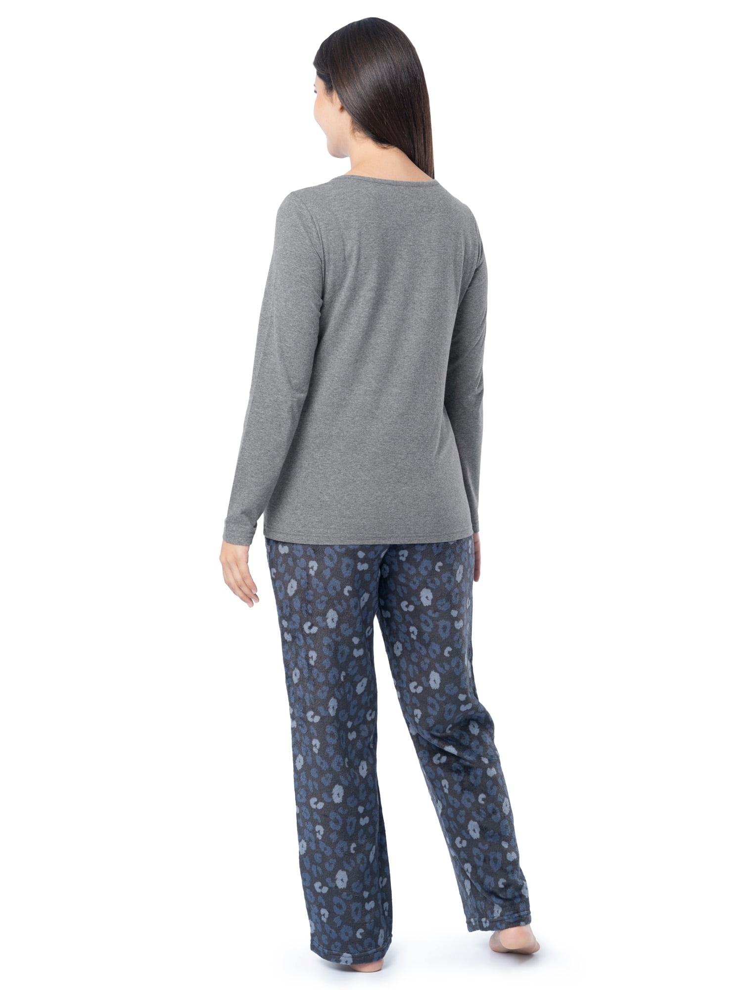 Fruit of the Loom Women's Beyond Soft Long Sleeve Top & Fleece Bottom Pajama Set, Sizes S-4X