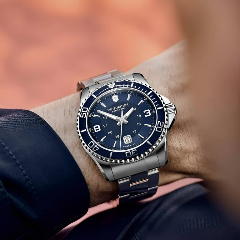 Swiss Army Men's 241602 Maverick Large Watch Stainless Steel