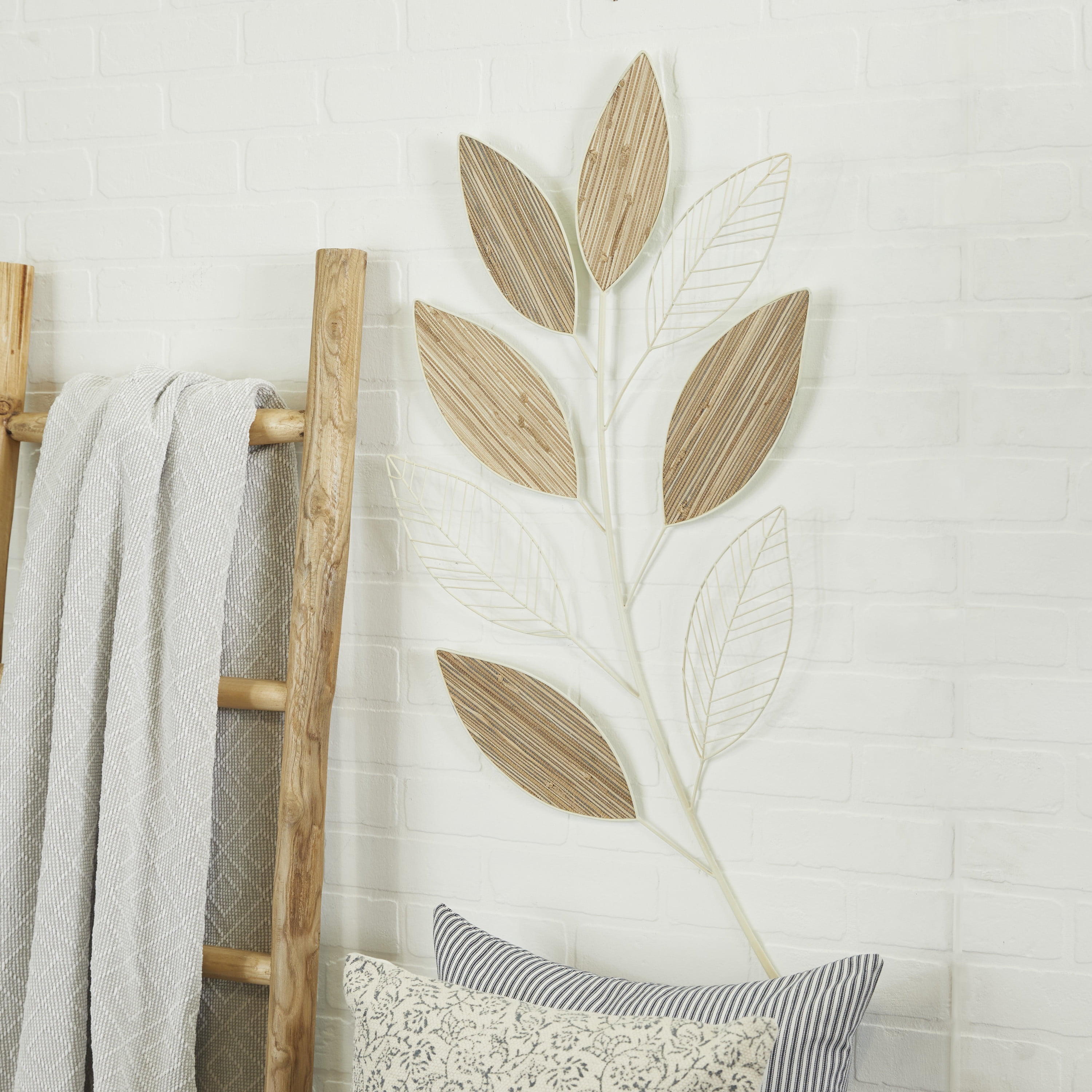 DecMode Brown Metal Leaf Wall Decor
