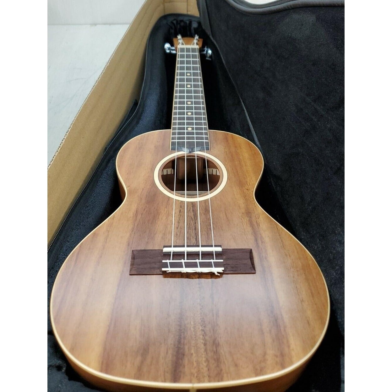 Lanikai Model ACST-T Solid Top Acacia Tenor Size Ukulele with Padded Gig Bag