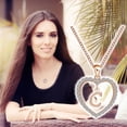 thumbnail image 2 of Xihbxyly Collar de Cadena con Elegante Diseño de Corazón de Melocotón, Elegante Joya Chapada En Oro de 14 Quilates, Cómodo Cierre de Palanca, Ideal para Combinar, Regalo Único para Tus Seres Queridos, 2 of 2