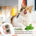 thumbnail image 4 of Bolas de hierba gatera para gatos, juguete de pared, paquete de 2, bola doble de hierba gatera para gatos, juguete masticable, juguetes giratorios para gatos de interior para limpiar los, 4 of 5