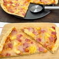 thumbnail image 2 of Pizza entera sabor hawaiana, 2 of 5