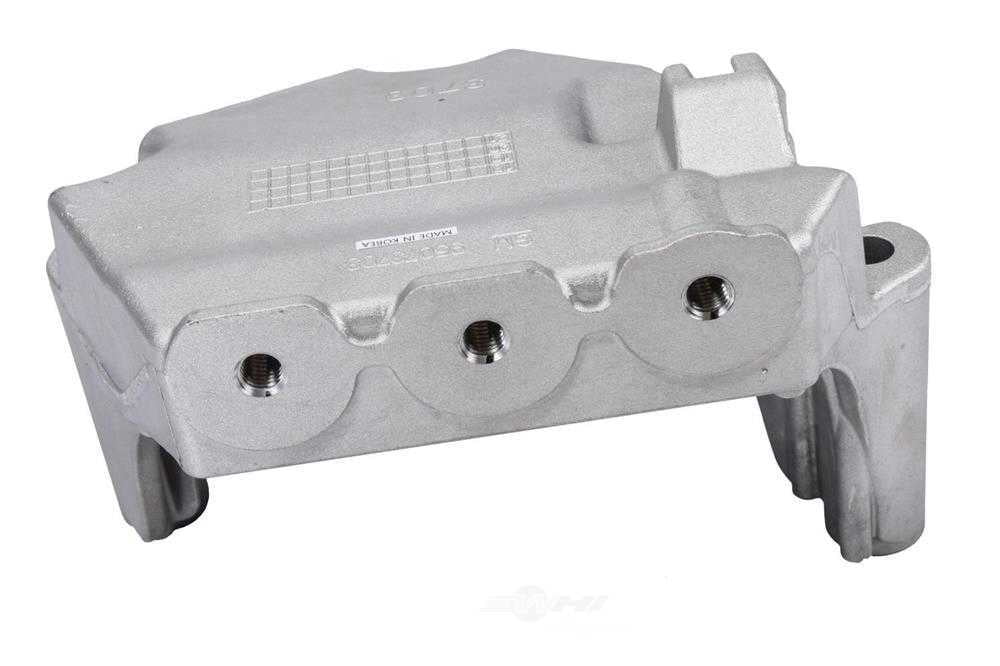 GM Genuine Parts 95073703 Engine Mount Bracket