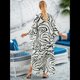 thumbnail image 5 of Vestido Caftán con Estampado Animal para Mujer, Talla Grande, para Playa, Verano 2025 y Negro Talla Única, 5 of 10