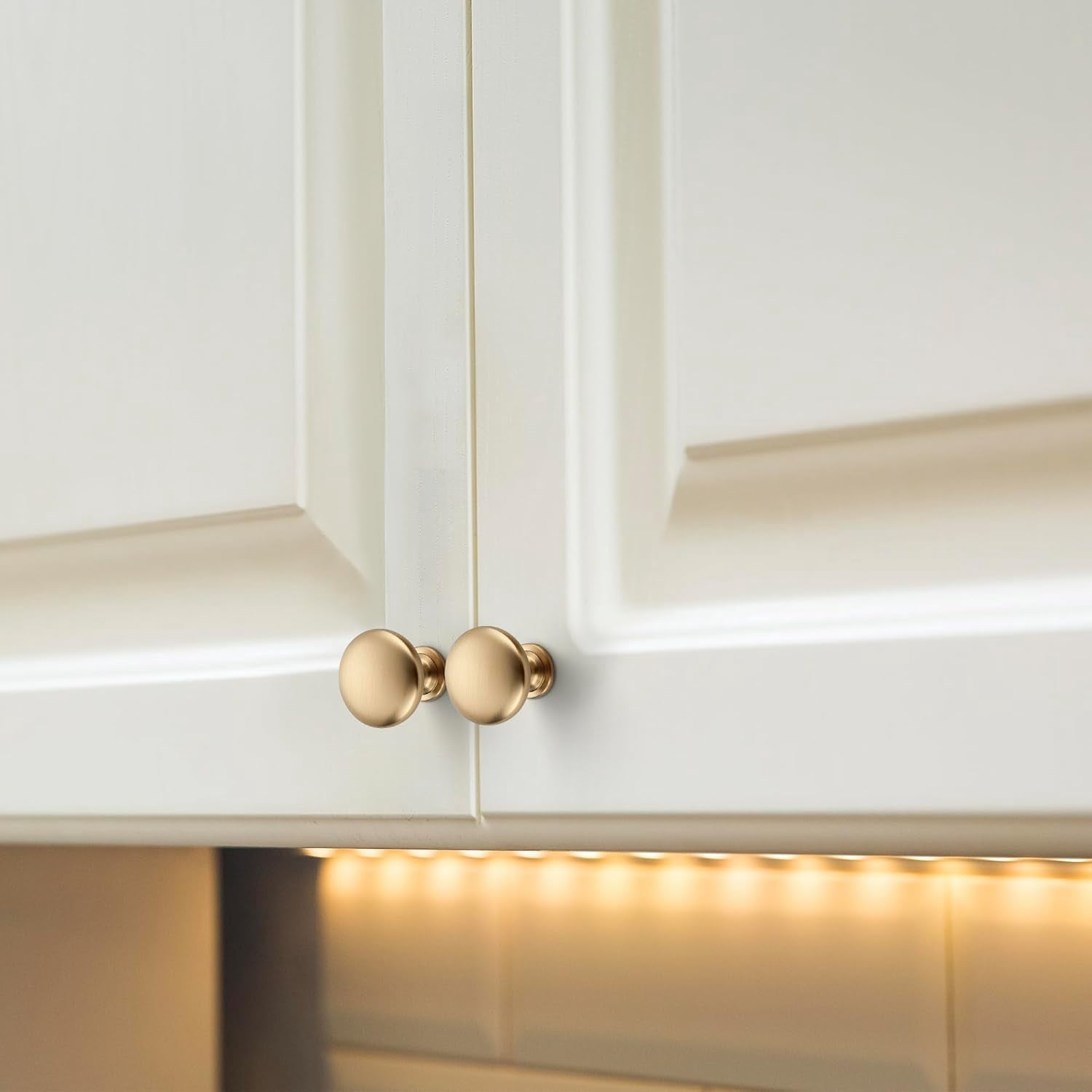 25 Pack Brushed Nickel Cabinet Knobs 1-1/6 Inch Kitchen Cabinet Pulls Zinc Solid Drawer Knobs