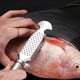 thumbnail image 1 of Utensilios y aparatos de cocina, cepillo de acero inoxidable para el vientre de pescado, cuchillo para uso doméstico, práctico para quitar escamas de pescado, moler jengibre y ajo, productos para uso, 1 of 8