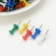 thumbnail image 2 of Amazon Basics Chinchetas, varios colores, punta de acero, 100 unidades, 2 of 5