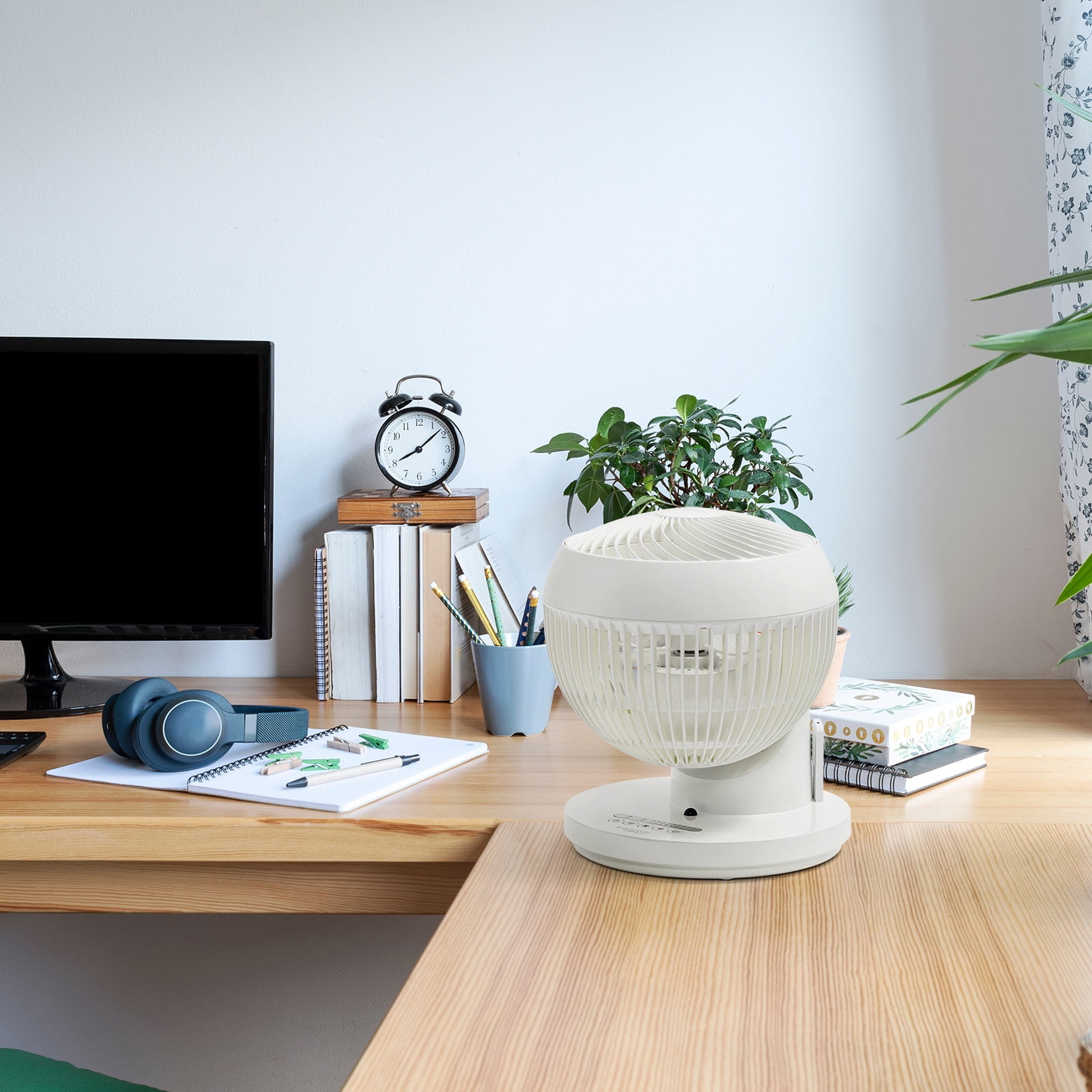 IRIS WOOZOO 360° Oscillating Fan with Remote & Timer, 3 Speed Settings, White