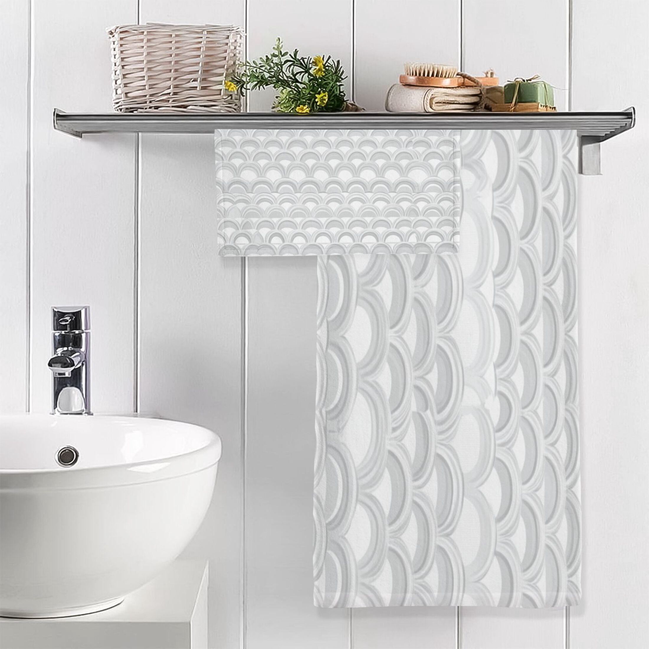 Gray Scallop Pattern Design 2 Piece Cotton Bath and Face Towel Set Soft and Absorbent, for Beach Pool Bathroom
