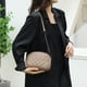 thumbnail image 5 of Bolso de hombro para mujer Bolso de mensajero de cuero genuino casual Bolso cruzado elegante, 5 of 8