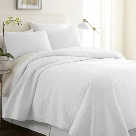 Merit Linens Premium Ultra Soft Herring Pattern Quilted Coverlet Set