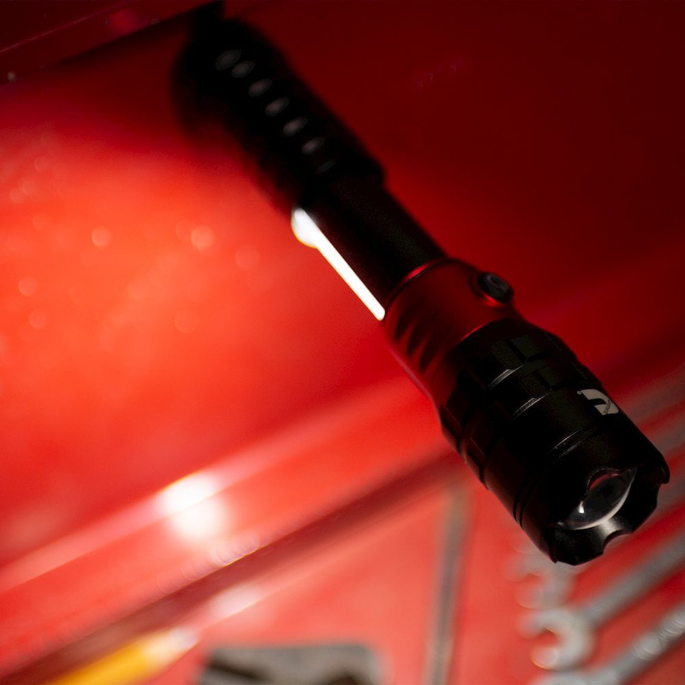 Cummins CMN35360 Pro Series Piston Extendable Rechargeable Flashlight 2000 Lumen LED Multiple Light Modes Plus Power Bank