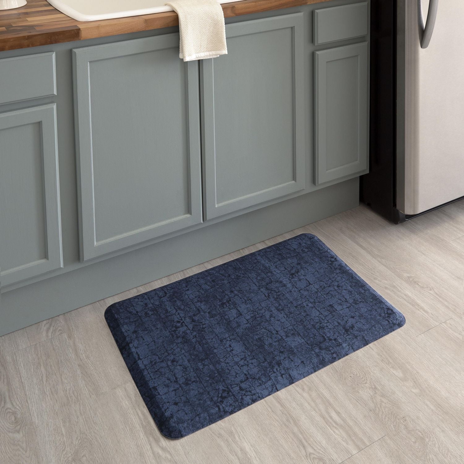 Mohawk Home - Tapis de cuisine bleu océan de 45,7 cm × 76,2 cm (1 pi 6 po × 2 pi 6 po) Salten