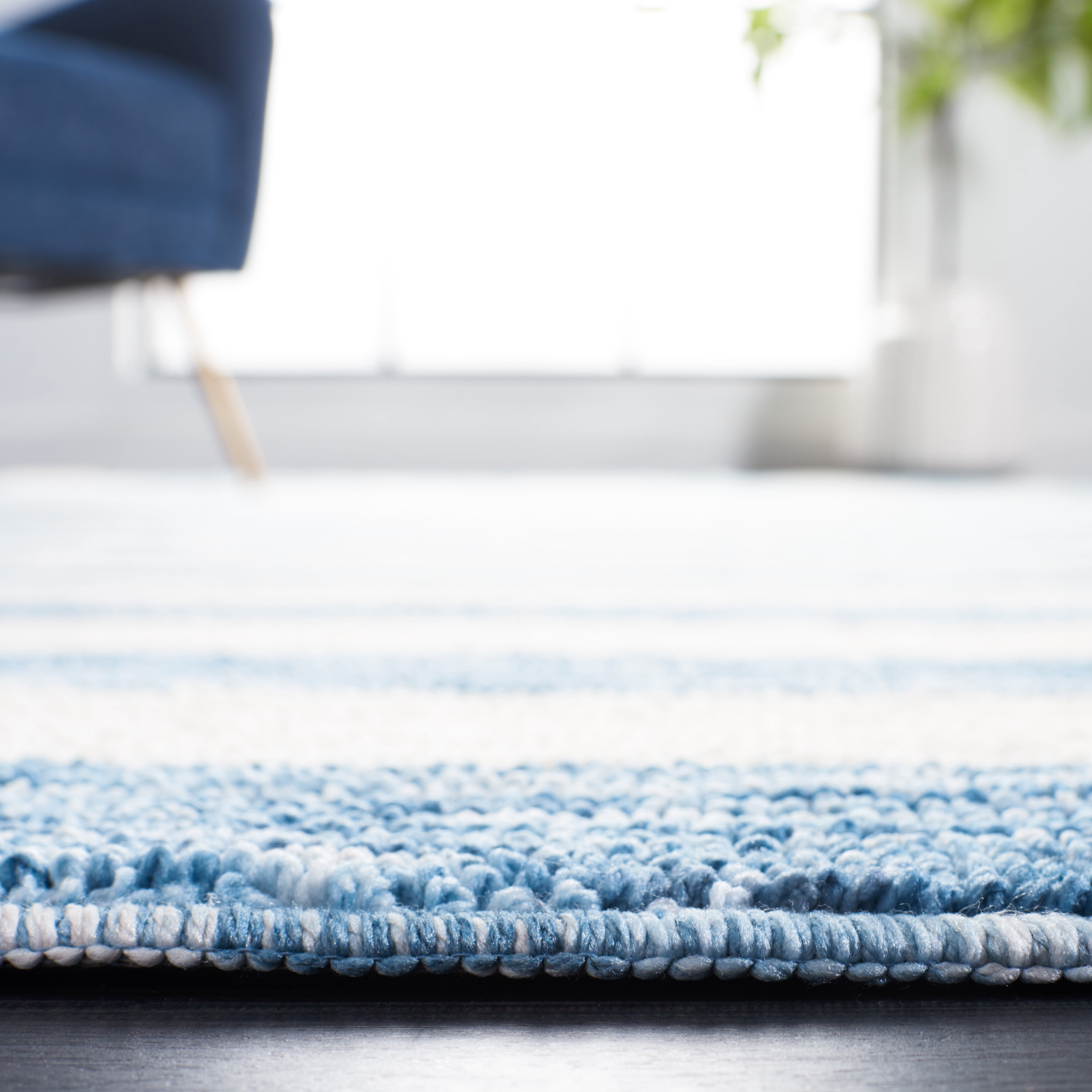 Safavieh Easy Care Fergal Striped Polyester Machine Washable Area Rug, Light Blue/Ivory, 4' x 6'