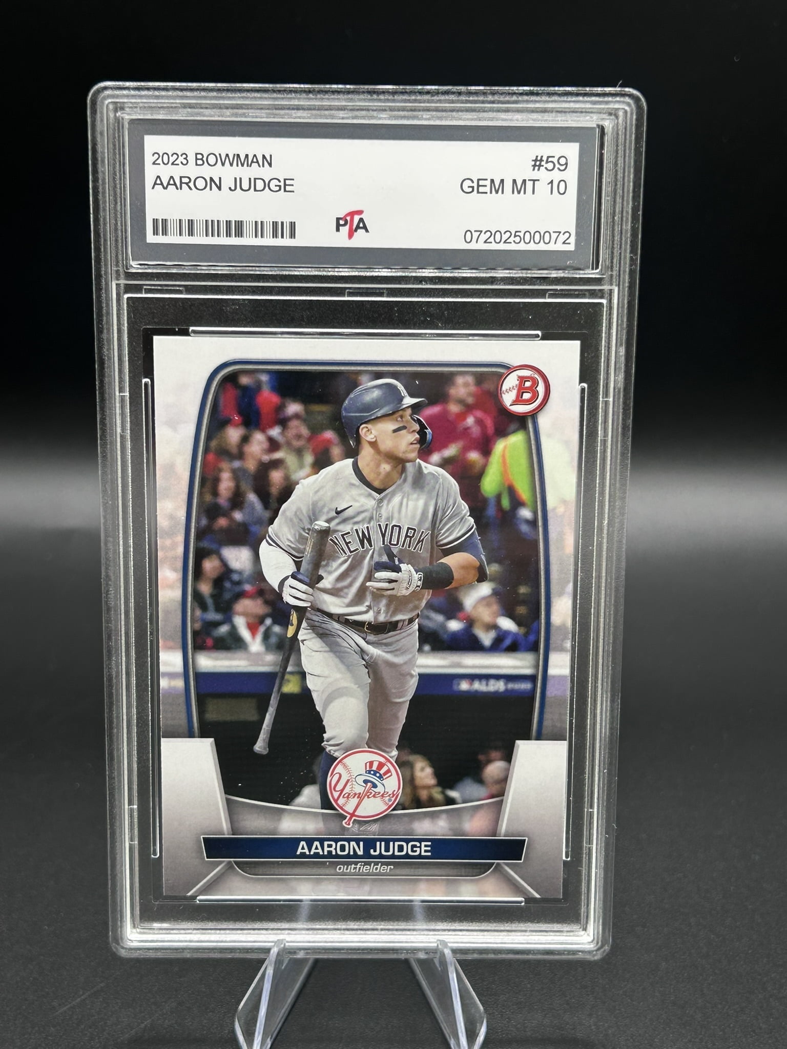 topps now アーロン　ジャッジ　ベーブルース MLB 2022 Topps Now Aaron Judge Trading Card (Hits 62nd Home