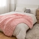 thumbnail image 3 of Inteprter Mantas de punto grueso para un hogar acogedor, fácil de mantener, comodidad y estilo, manta cálida tejida a mano Juegos de cama gris oscuro, 3 of 6