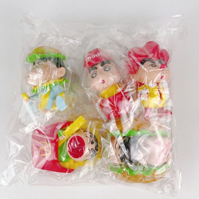 Nuevo Producto 5 hamburguesa Shin-chan Crayon Shin-chan cos moderno creativo pollo hamburguesa patatas fritas coche figura regalo ornamental