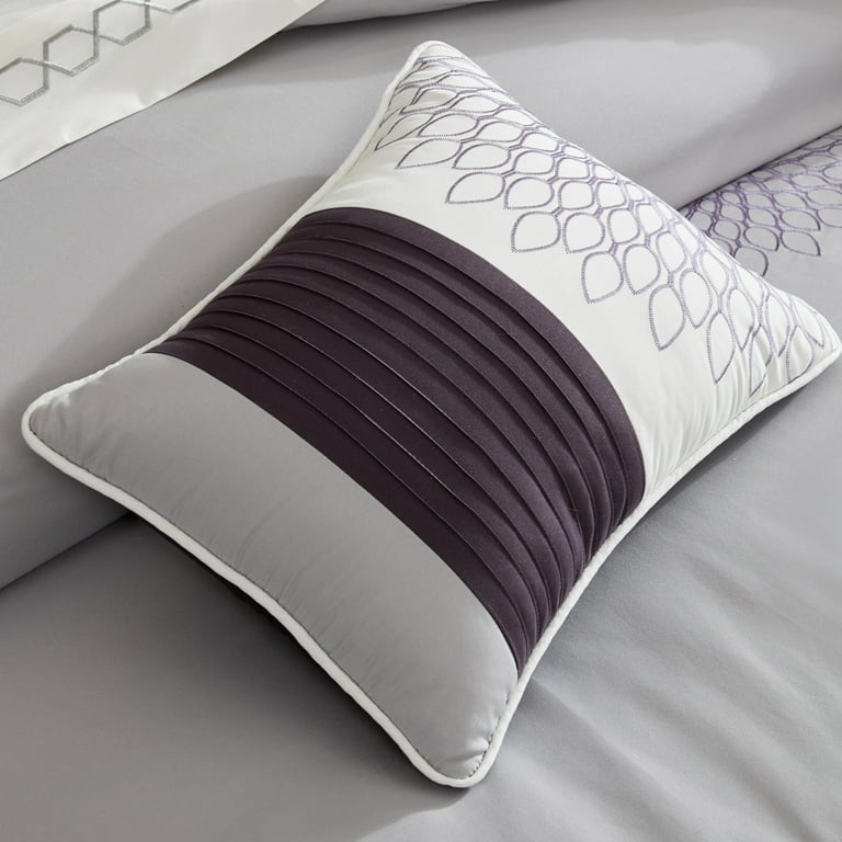 Hotel Style 14 Piece Bed in a Bag Set King Plum and Grey Floral