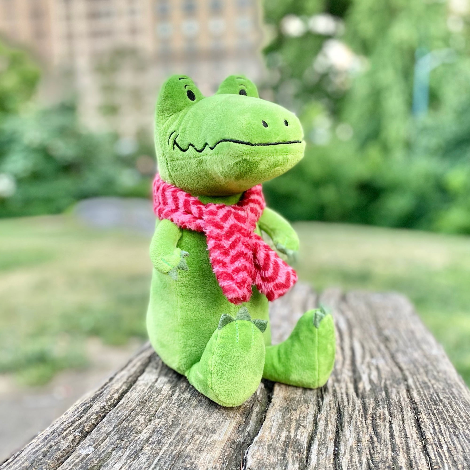 YOTTOY Classic Collection | Olivia the Pig Soft Stuffed Animal