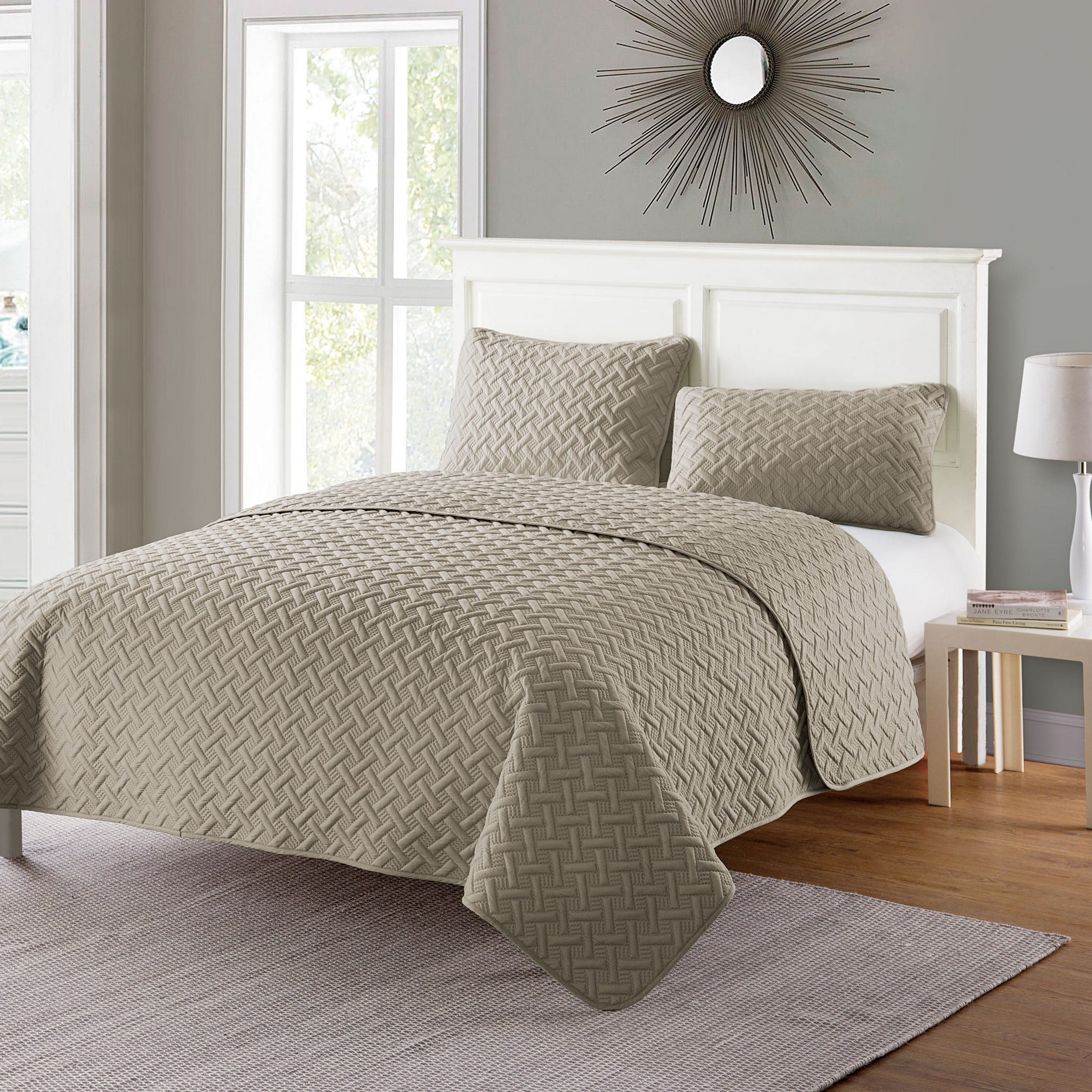 VCNY Home Nina 3-Piece Taupe Geometric Quilt Set, King, Adult, Unisex
