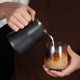 thumbnail image 3 of 1pc Jarra para leche de material acero inoxidable Jarra para leche para leche Cappuccino Latte Art Jarra Herramienta Leche E 350ml negro Yotijar jarra de espuma de leche, 3 of 9