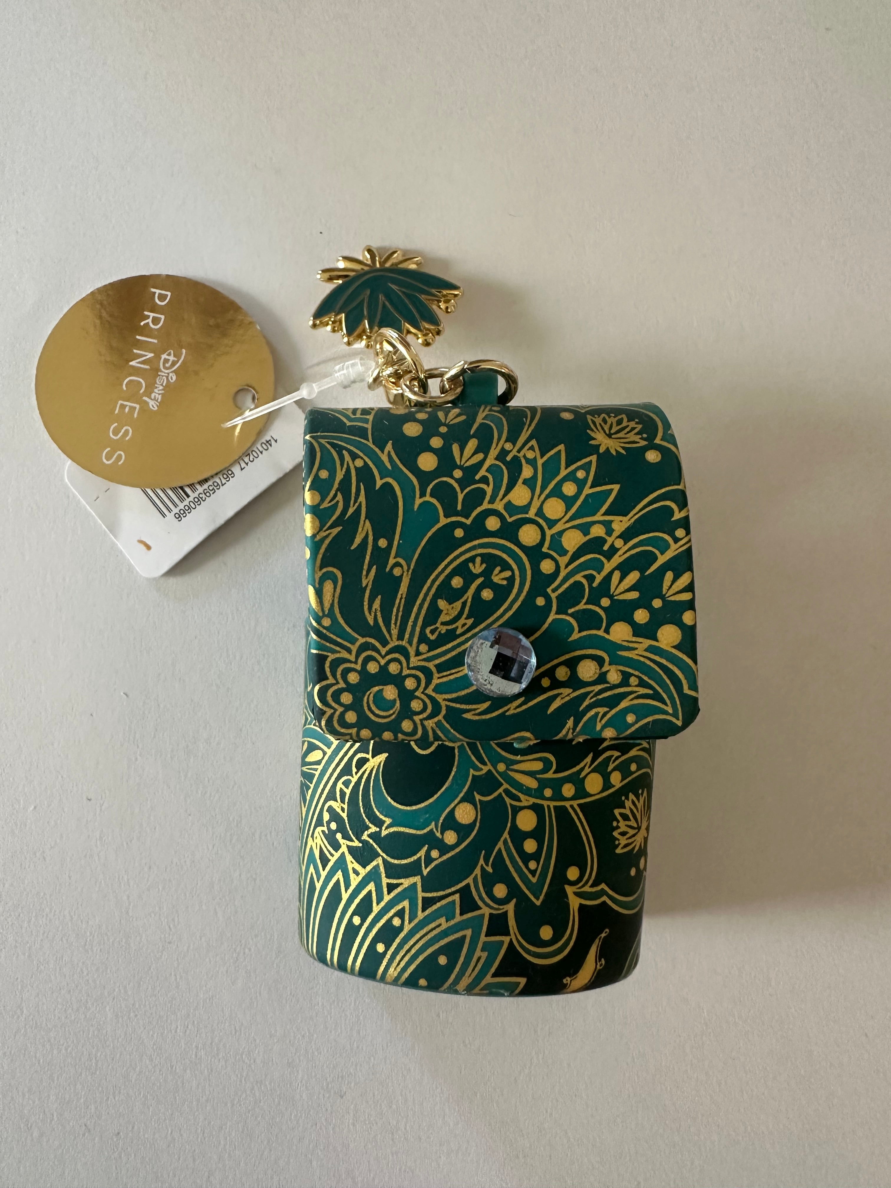 Bath and Body Works Disney Jasmine Pocket * Bac Holder Keychain New with Tag