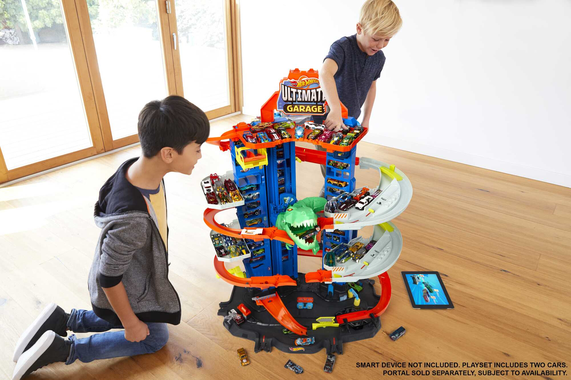 Hot Wheels HW Ultimate Garage Playset with 2 Toy Cars, Stores 100+ 1:64 Scale Vehicles - image 3 of 7