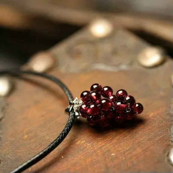 K-KED Women Natural Garnet Bead Grape Shape Pendant Healing Empath Protection Necklace
