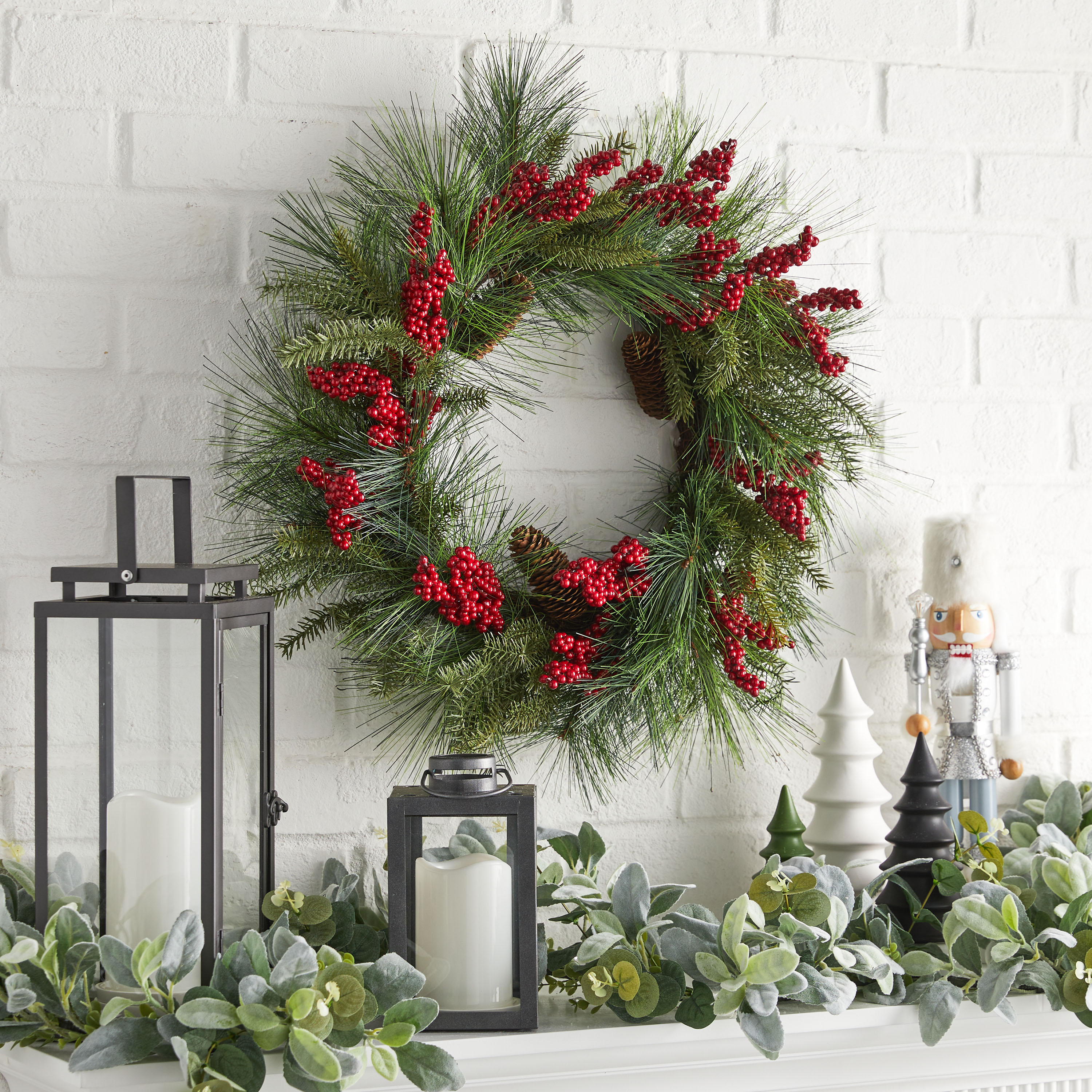 Holiday Time Red Berry Evergreen Christmas Wreath, 22 Inch - image 2 of 6
