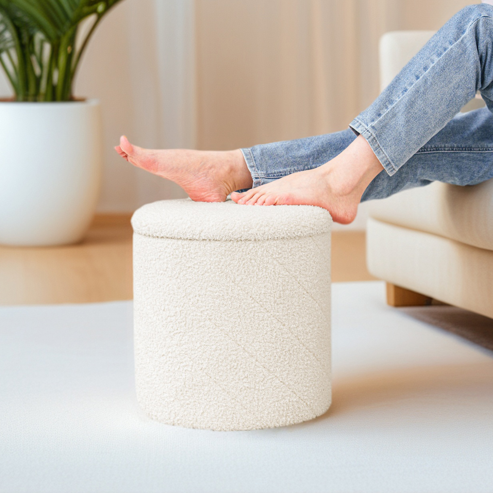 PINPLUS Small Storage Ottoman with Tray Collapsible Foot Rest Stool Seat for Living Room White,Sherpa Fabric