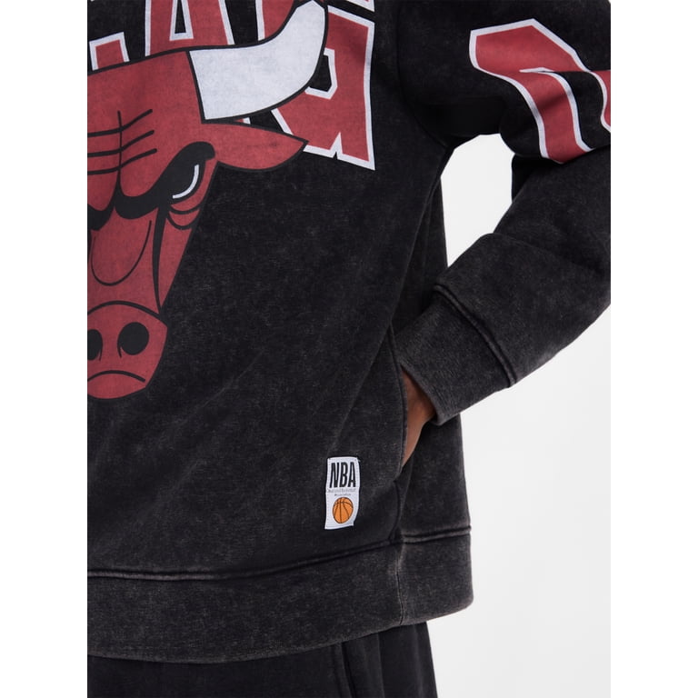 NBA Men's Chicago Bulls Oversized Graphic Hoodie photo 4