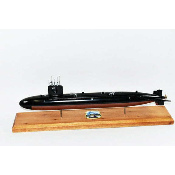 USS Hawkbill SSN-666 Submarine Model, US Navy, Scale Model, Mahogany, Sturgeon Class