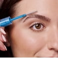 thumbnail image 4 of Máscara de pestañas en gel para cejas con esencia transparente, paquete de 3, vegana, 4 of 9