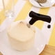 thumbnail image 3 of Abridor de Cocos, Estructura Resistente de Acero Inoxidable, Mango Ergonómico Cómodo, Diseño Único para Cortar Fácilmente, Utensilio de Cocina Diario, Perfecto para Coco y Paja, Tamaño 12,5, 3 of 7
