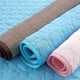 thumbnail image 5 of Estera de enfriamiento automático para perros, almohadillas de enfriamiento lavables para mascotas, manta para dormir, estera para perrera, estera para dormir de seda de hielo, cama transpirable para, 5 of 5