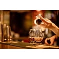 thumbnail image 3 of Vaso de whisky Glencairn, set de 2 en caja de regalo gemela, 3 of 3