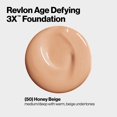 thumbnail image 3 of Base líquida Revlon Antienvejecimiento, 3 veces para maquillaje facial, 30 ml, 3 of 6