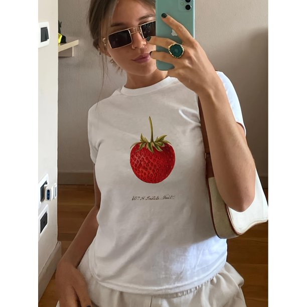 Camiseta para mujer verano SuaveWomen's Vintage Crew Neck T-Shirt with Geometric Strawberry Print - 100% Polyester Knit Fabric, Short Sleeve, Regular Length - Casual Summer TopFather's Day, Mother's