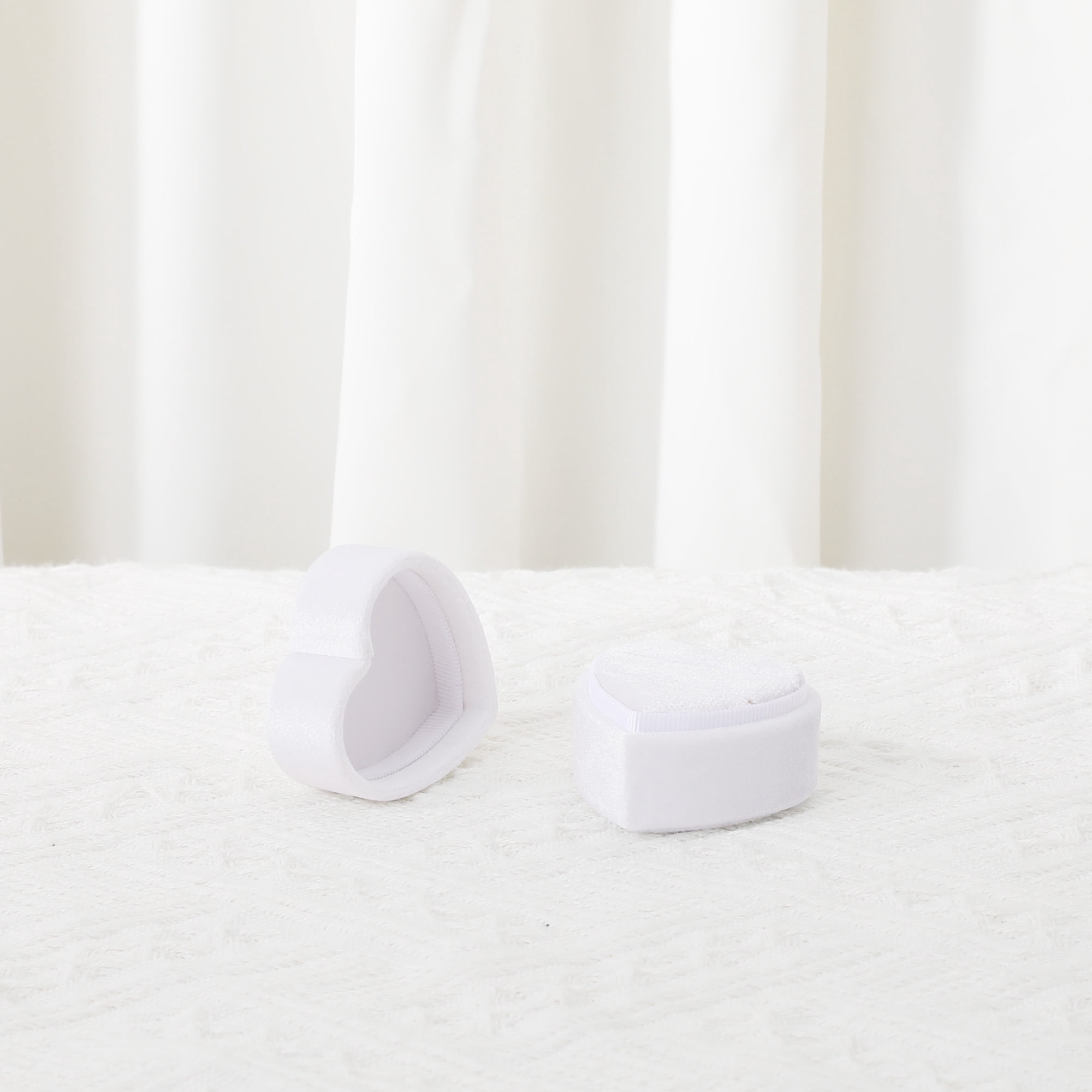 Unique Bargains Velvet Ring Box Jewelry Storage Holder White