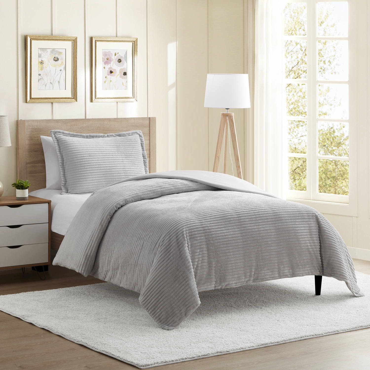 Nestl 2 Pc Cut Plush Reversible Duvet Cover and Sham Set with Zipper Closure & Corner Ties - 100% Soft Hypoallergenic Microfiber Decorative Comforter Cover Twin, Silver Gray