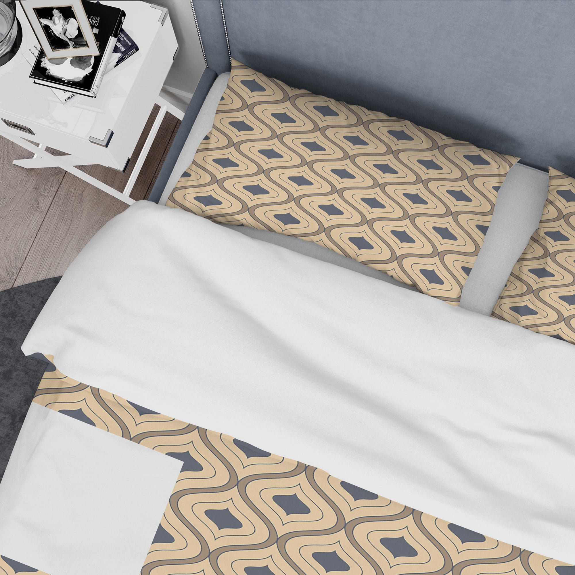 Designart 'Retro Ornamental Design VII' Mid-Century Modern Duvet Cover Set