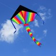 thumbnail image 1 of Cometa triangular grande, fácil de volar, cometa arcoíris degradada, cometa de viento para niños y niñas, 1 of 8