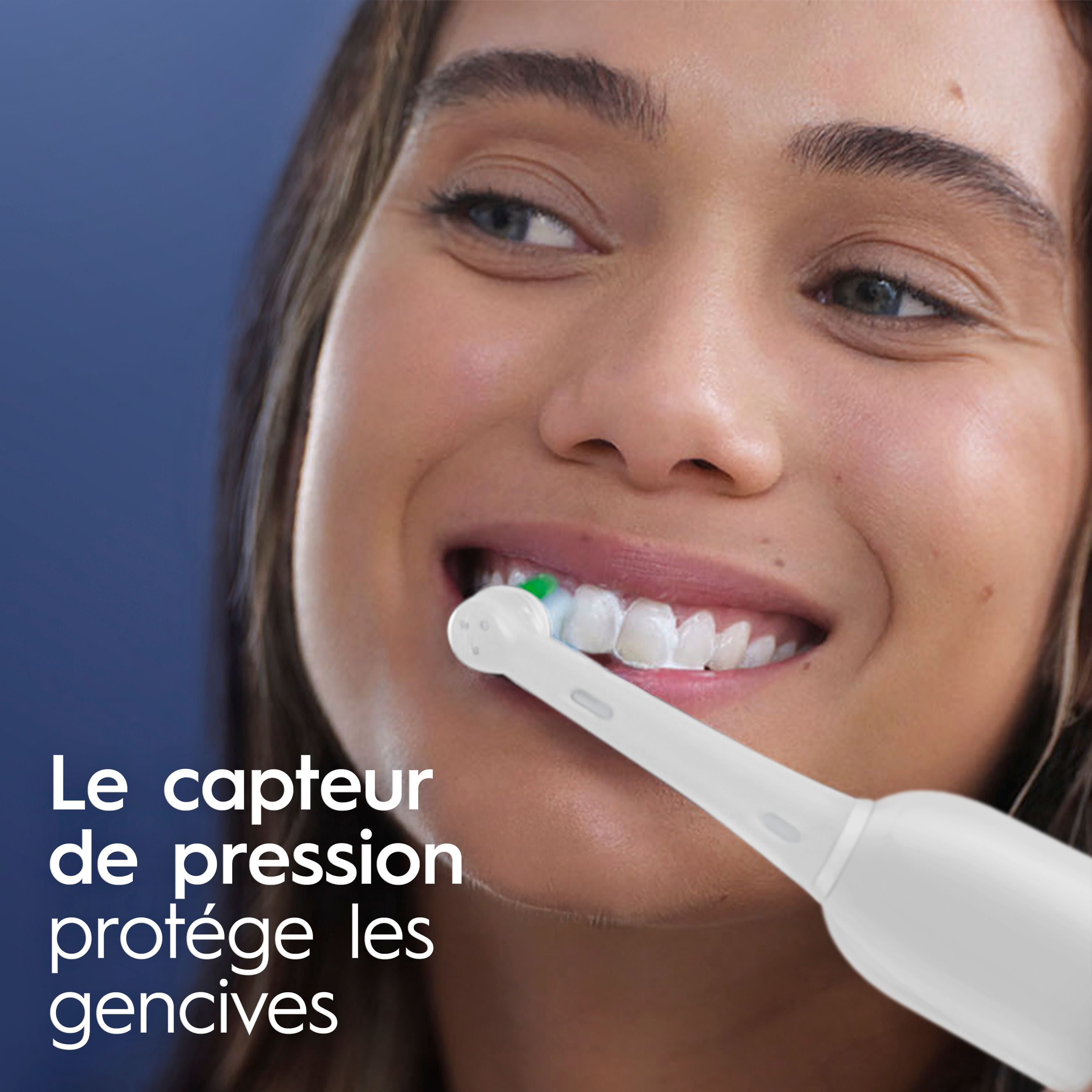Brosse à dents électrique Oral-B Pro 1000 avec (1) brossette, rechargeable, blanc