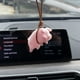 thumbnail image 4 of Colgante para espejo retrovisor de coche, adorno colgante de cerdito de la suerte, decoración Interior de coche (colgante de cerdito), 4 of 5