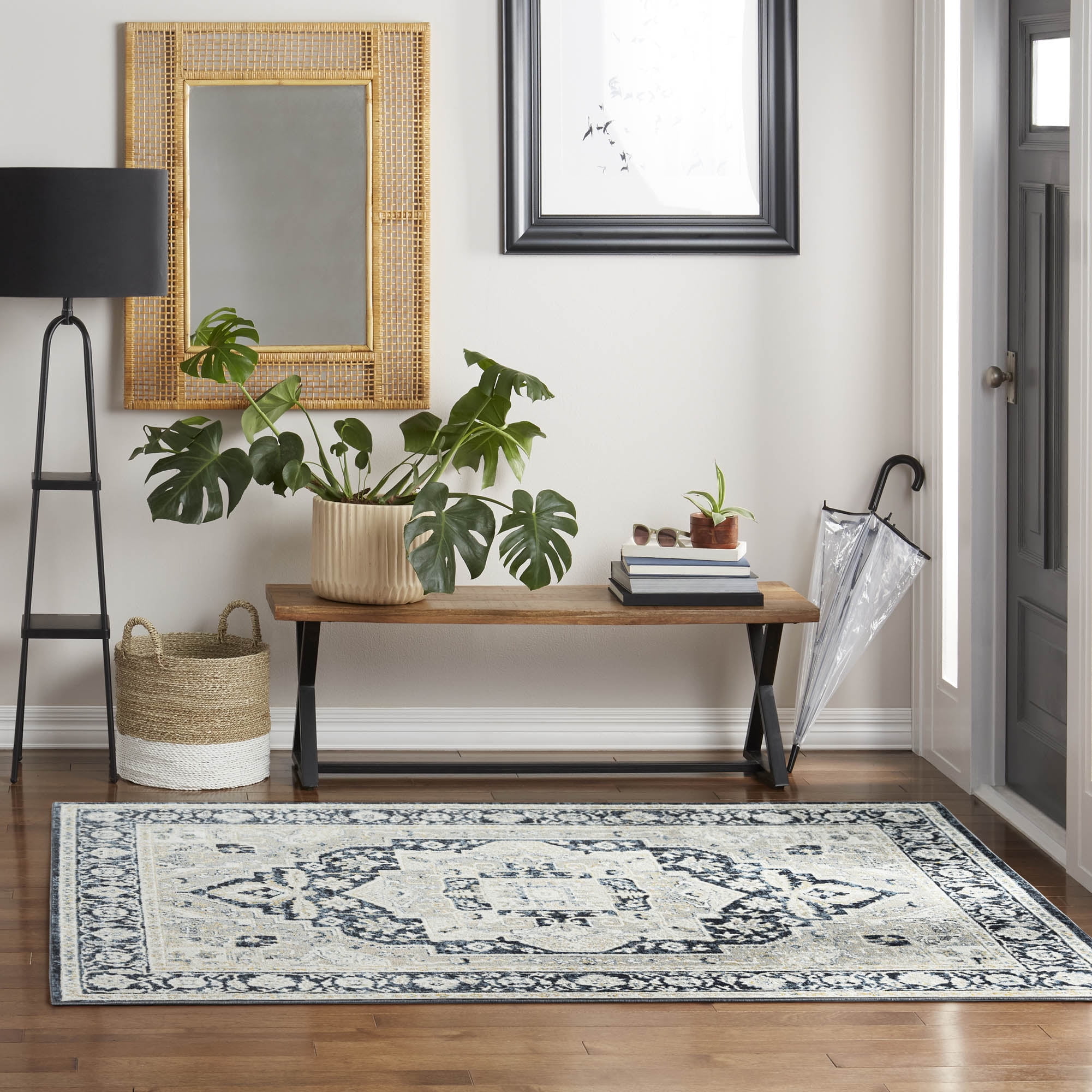 Everwash Treasure Rubia Traditional Medallion Machine Washable Indoor Area Rug, Ivory/Navy Blue, 6'6"x9'2"